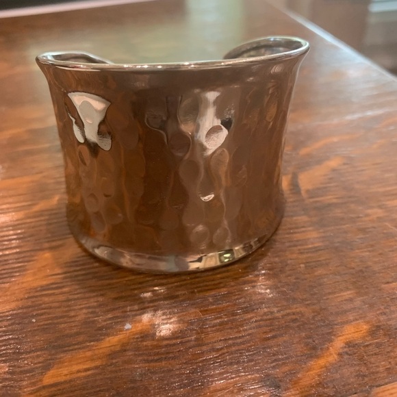 Twos Company hammered cuff bracelet. - Picture 1 of 6